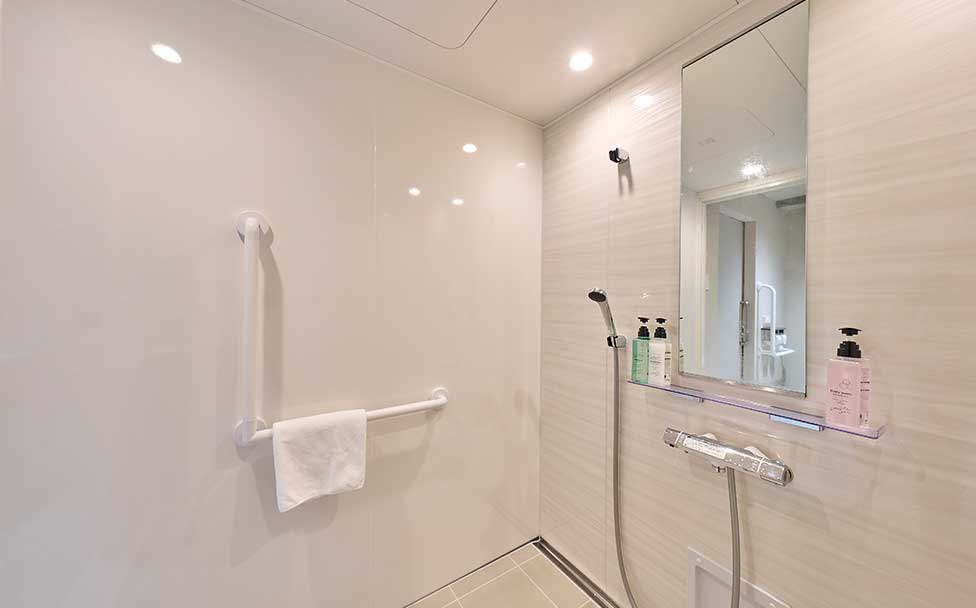 PRIVATE ROOMS