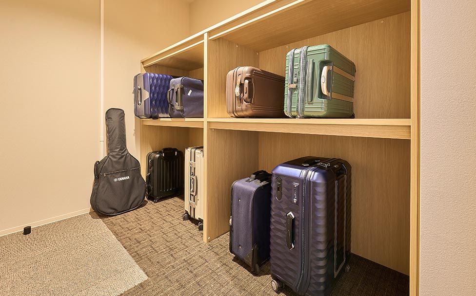 DORMITORY ROOMS